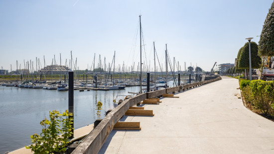 Robert Orlentpromenade (Board Walk) - 9B - - 8620