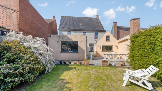 Statiestraat - 81 - - 9870