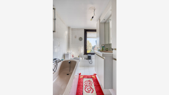Statiestraat - 81 - - 9870