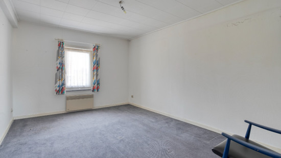 Statiestraat - 81 - - 9870