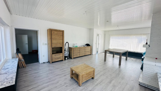 Poelkapellestraat - 9 + 7 + 7a - - 8840