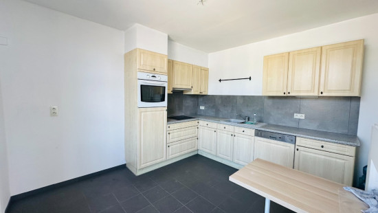 Poelkapellestraat - 9 + 7 + 7a - - 8840