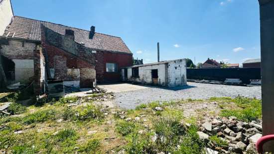Poelkapellestraat - 9 + 7 + 7a - - 8840