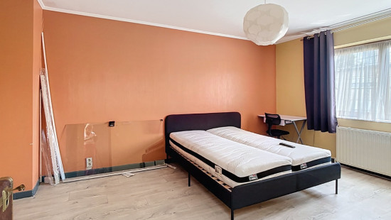 Rue des Nations Unies - 72 - - 4432
