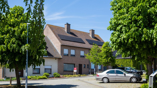 Juliaan Claerhoutstraat - 8 - - 8572