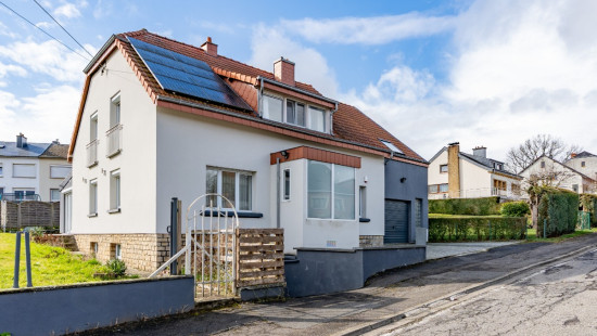 Rue Maréchal Foch - 53 - - 6760