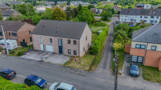 Rue Duhainaut - 53 - - 5100