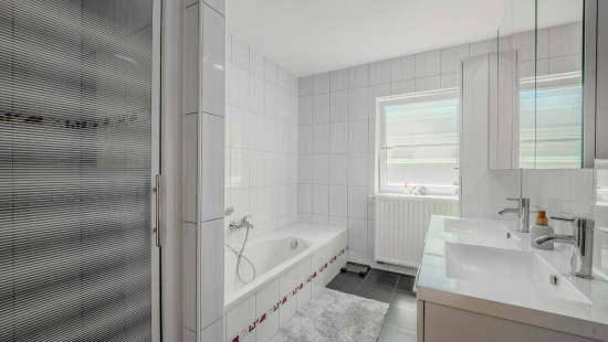 Rue Duhainaut - 53 - - 5100