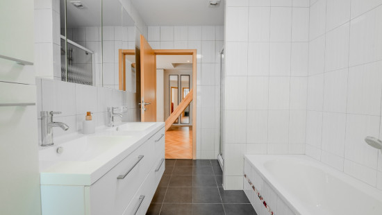Rue Duhainaut - 53 - - 5100