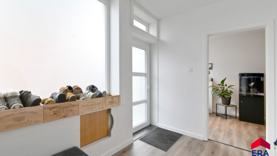 Burgemeester Lionel Pussemierstraat - 110 - - 9900