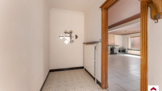 Statiestraat - 11 - - 8720