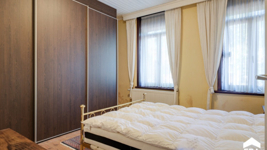 Naamsevest - 56 - - 3800