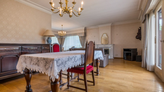Steenweg Hulst-Lessen - 75 - - 9140