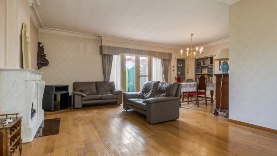 Steenweg Hulst-Lessen - 75 - - 9140