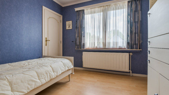 Steenweg Hulst-Lessen - 75 - - 9140