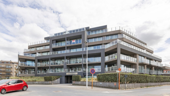 Lucionplein - 8 - 0207 - 8670