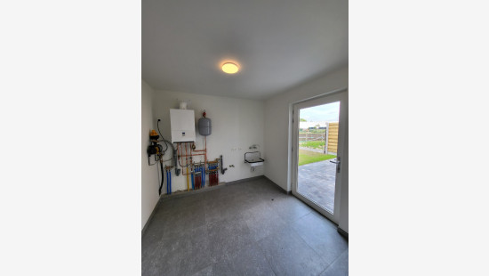 Veurnseweg - 84 - - 8900