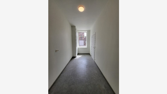 Veurnseweg - 84 - - 8900
