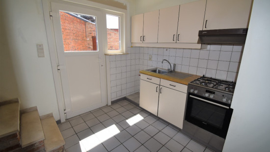 Beekstraat - 25 - - 8730