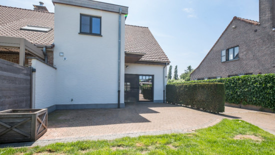 Schoonstraat - 172 - - 9940