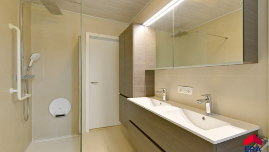 Buurtstraat - 100 - - 9990