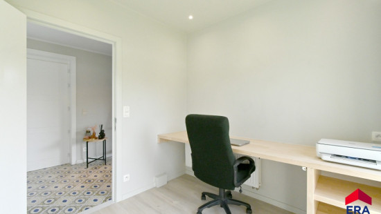 Buurtstraat - 100 - - 9990