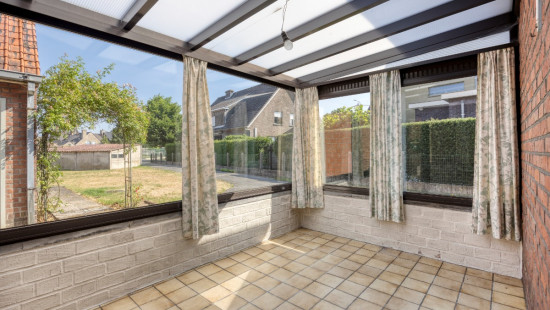 Kruisstraat - 16 - - 9870