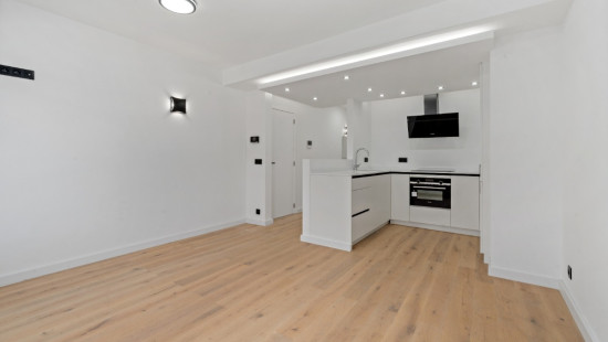 Schoonzichtstraat - 2 - GV - 8670