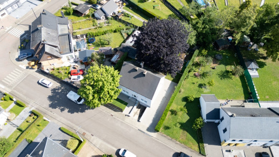 Rue Bovesse - 28 - - 6791