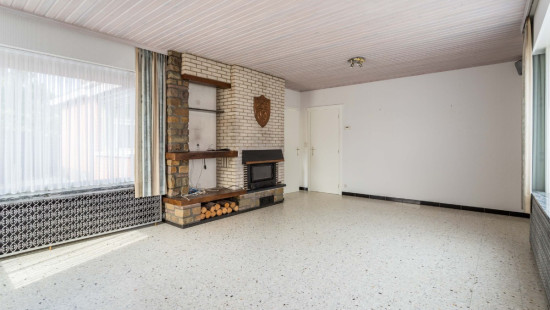 Aalbeeksestraat - 97 - - 8510