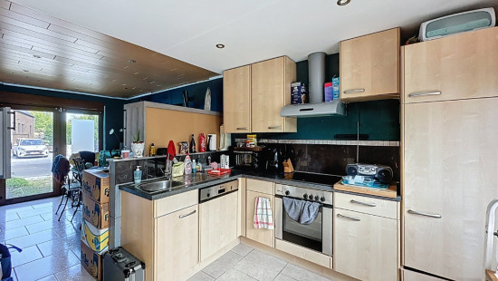 Rue Jules Cousin - 79 - - 7080