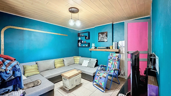Rue Jules Cousin - 79 - - 7080