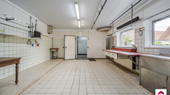 Stationsstraat - 231 - - 9880