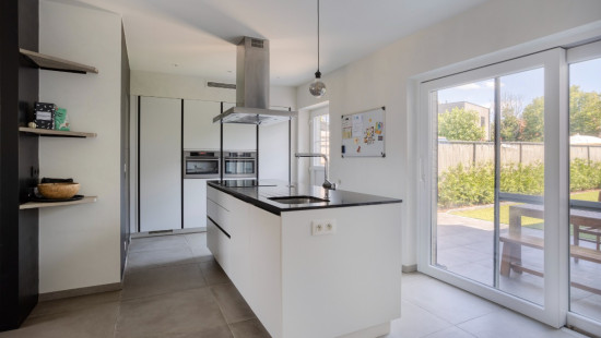 F.J. Houbenstraat - 14 - - 2590