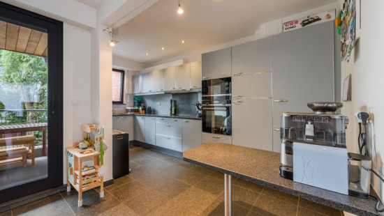 Elzelaarstraat - 31 - - 2070