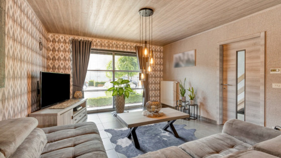 Leiestraat - 32 - - 9870