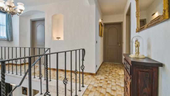 Wallenhof - 105 - - 9100