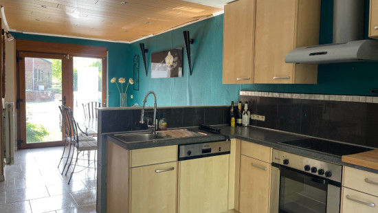Rue Jules Cousin - 79 - - 7080