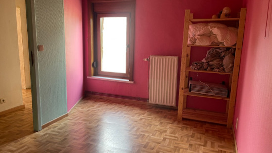 Rue Jules Cousin - 79 - - 7080