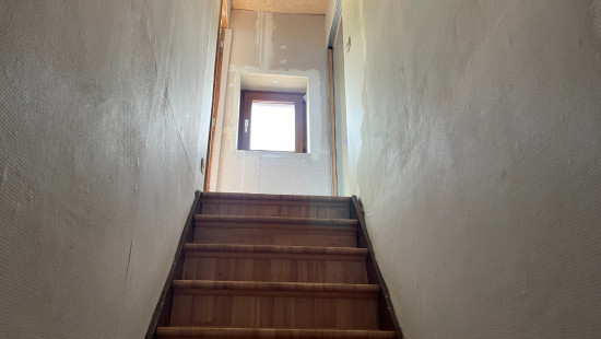 Rue Jules Cousin - 79 - - 7080