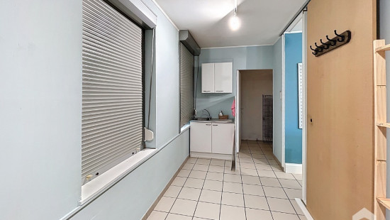 Rue Jules Hans - 84 - - 1420