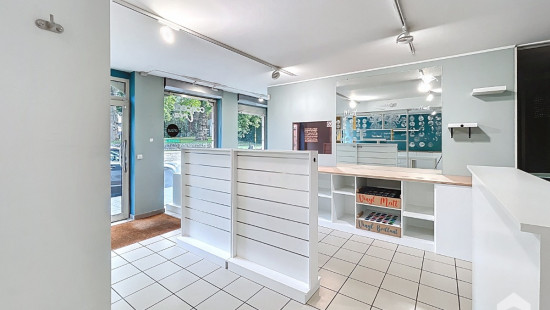 Rue Jules Hans - 84 - - 1420