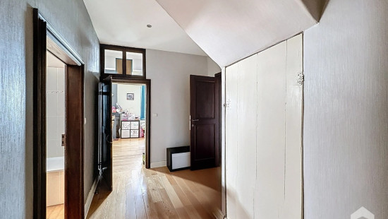 Rue de la Régence - 21B - - 7060
