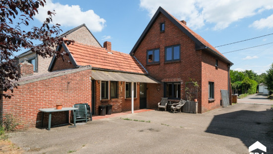 Hoevenstraat - 160 - - 3900