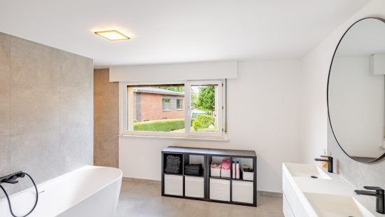 Staakstraat - 111 - - 9960