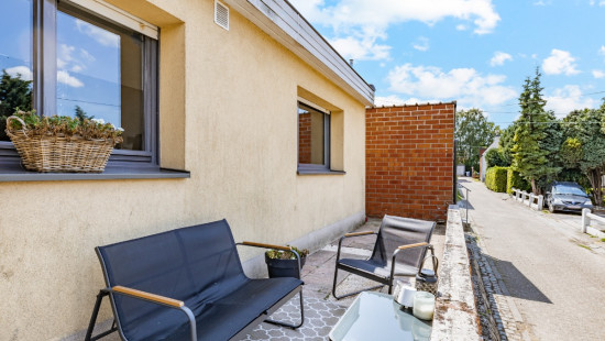 Staakstraat - 111 - - 9960