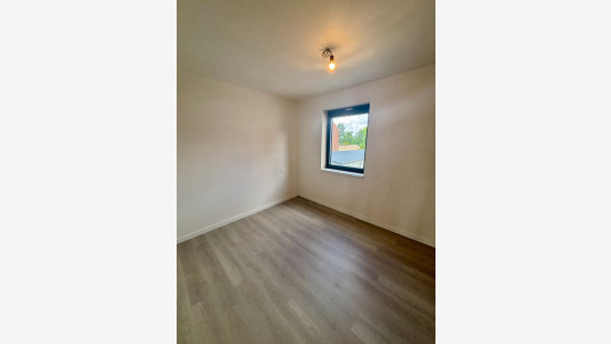 Neuvillestraat - 1 - - 8930