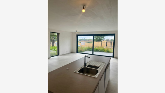 Neuvillestraat - 1 - - 8930