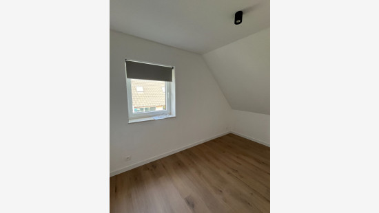 Mirastraat - 1 - - 8570