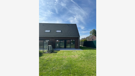 Mirastraat - 1 - - 8570